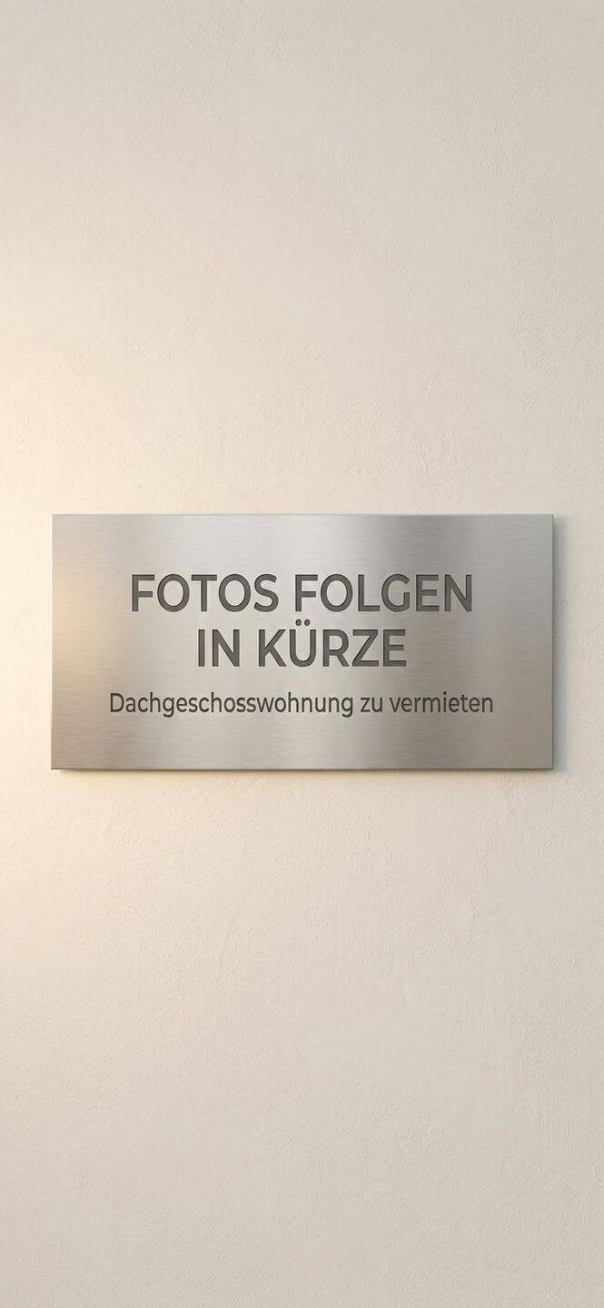 Dachgeschosswohnung in Nürnberg/Gibitzenhof vor Straßenbahnhaltestelle zu vermieten!, 90459 Nürnberg