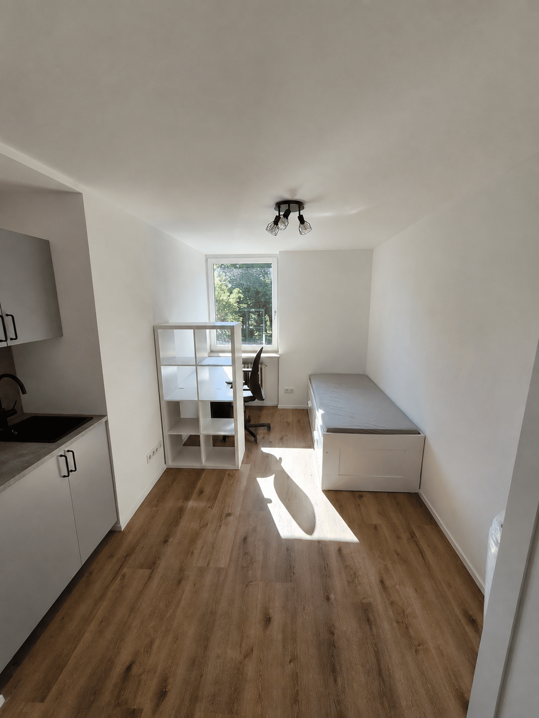 Studentenapartment in Uninähe, 91054 Erlangen (Burgberg Erlangen-Nord Erlangen-Ost Innenstadt Sieglitzhof)