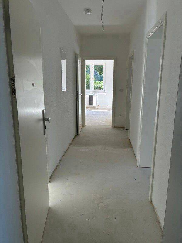 Schöne 3 Raum Wohnung, Sofortbezug möglich!