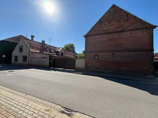 Attraktiver 4-Seitenhof in Buch an der Elbe, 39590 Tangermünde