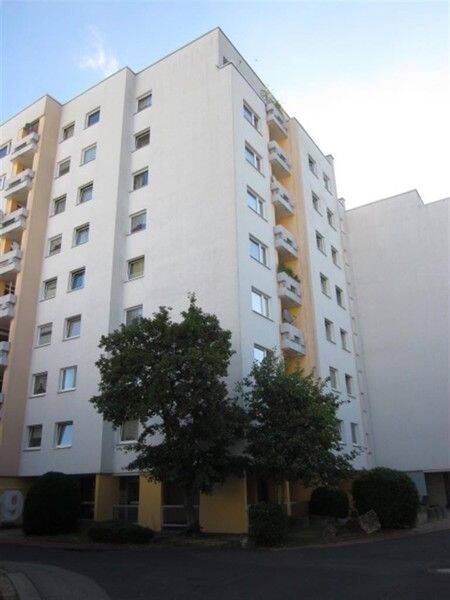 Wohn(t)raum: 2-Zimmer-Wohnung, 97084 Würzburg (Heidingsfeld Heuchelhof Rottenbauer)