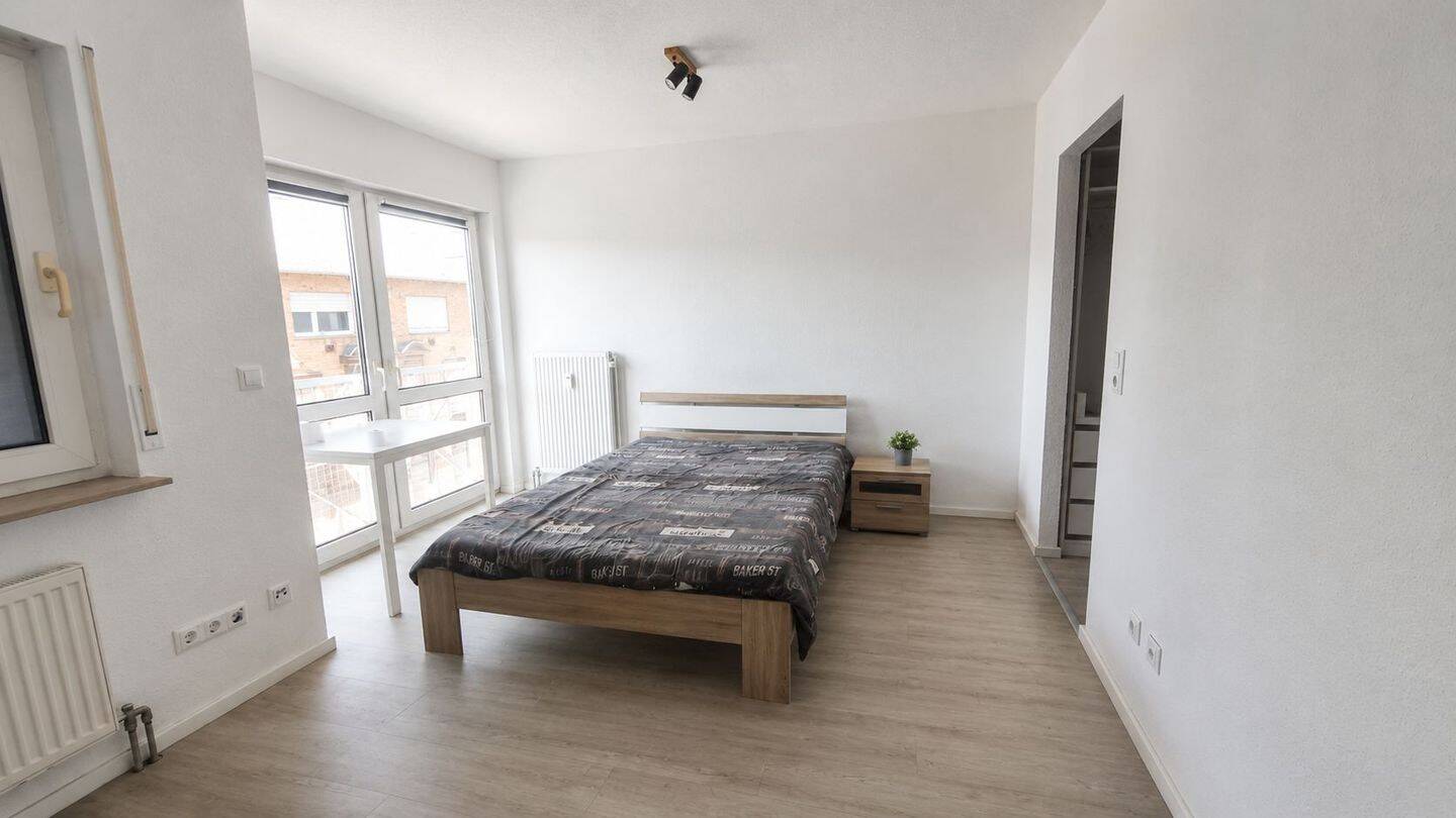 Schöne, möblierte 1-Zimmer-Wohnung 21 m² mit Pantryküche in Mannheim zu vermieten., 68219 Mannheim (Rheinau)