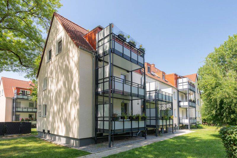 FRISCH renovierte 3-Zimmer Dachgeschosswohnung in wunscherschöner Siedlung