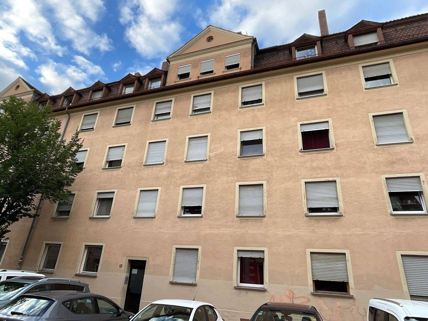 **3 Nettokaltmieten geschenkt beim Einzug**Individuelle 3-Zimmer-Wohnung zur Eigenrenovierung, 90429 Nürnberg