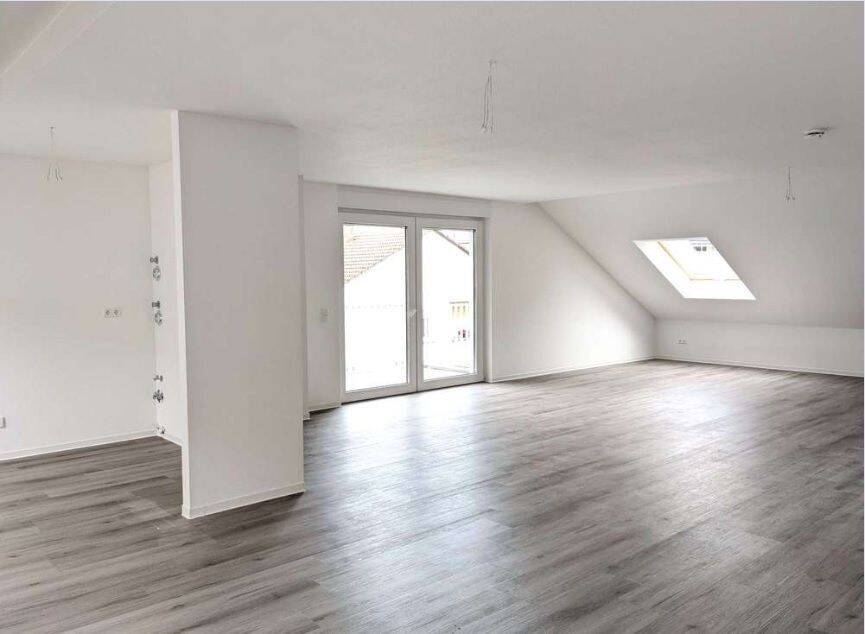 Helle und großzügige 4-Zi. Wohnung in Rastatt, 76437 Rastatt
