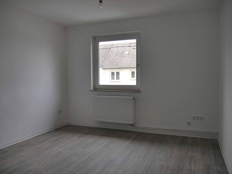 ?Schöne 3-Zimmer-Wohnung mit Tageslichtbad in Hanau-Großauheim zu vermieten, 63457 Hanau