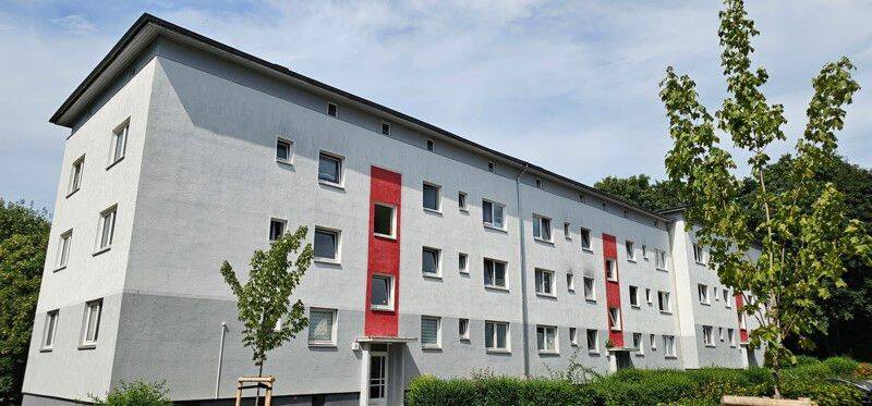 Auf gute Nachbarschaft: frisch saniert 2-Zimmer-Wohnung für Singles, 24143 Kiel (Gaarden-Ost Gaarden-Süd)
