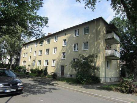 2-Zimmer + Wohnküche in Düsseldorf-Hassels – ab sofort, 40599 Düsseldorf (Benrath Hassels Holthausen Reisholz)