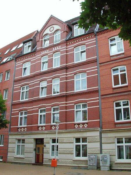 Etwas besonderes: individuelle 2-Zimmer-Wohnung, 24143 Kiel (Gaarden-Ost Gaarden-Süd)