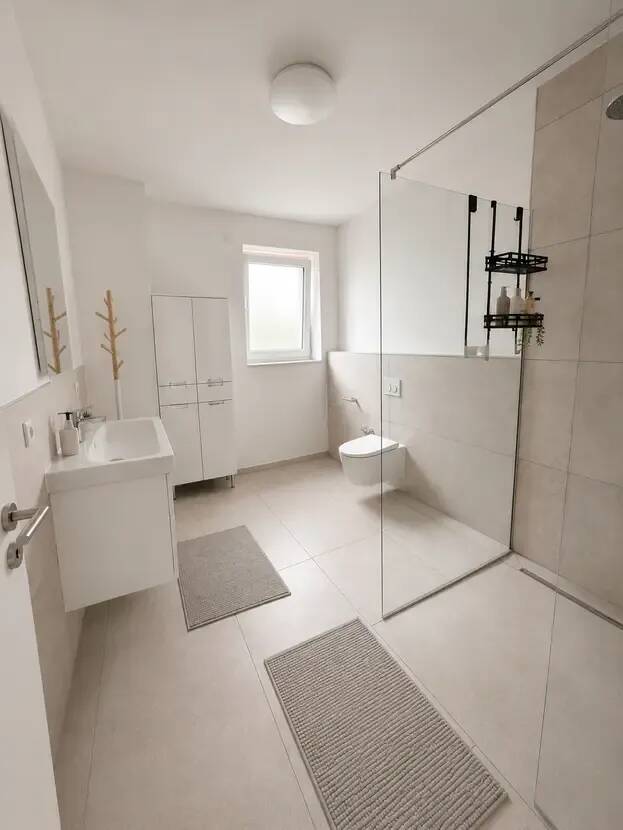 Neubau Doppelhaushälfte Kfw40+ (Wärmepumpe+Photovolltaik+Küche), 63477 Maintal