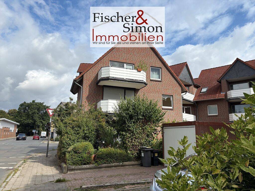 Nienburg-Stadt-großzügige 3 Zimmerwohnung mit Loggia im 1. OG einer gepflegten Wohnanlage, 31582 Nienburg (Weser)