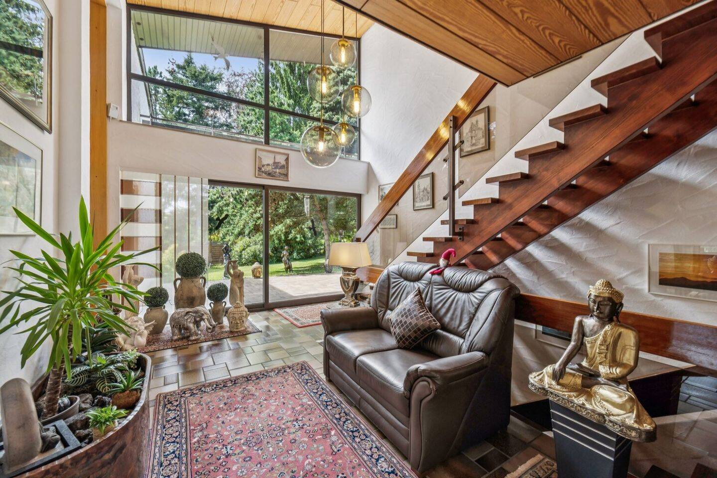 Exklusives Architektenhaus mit Einliegerwohnung & Traumgarten, 95213 Münchberg