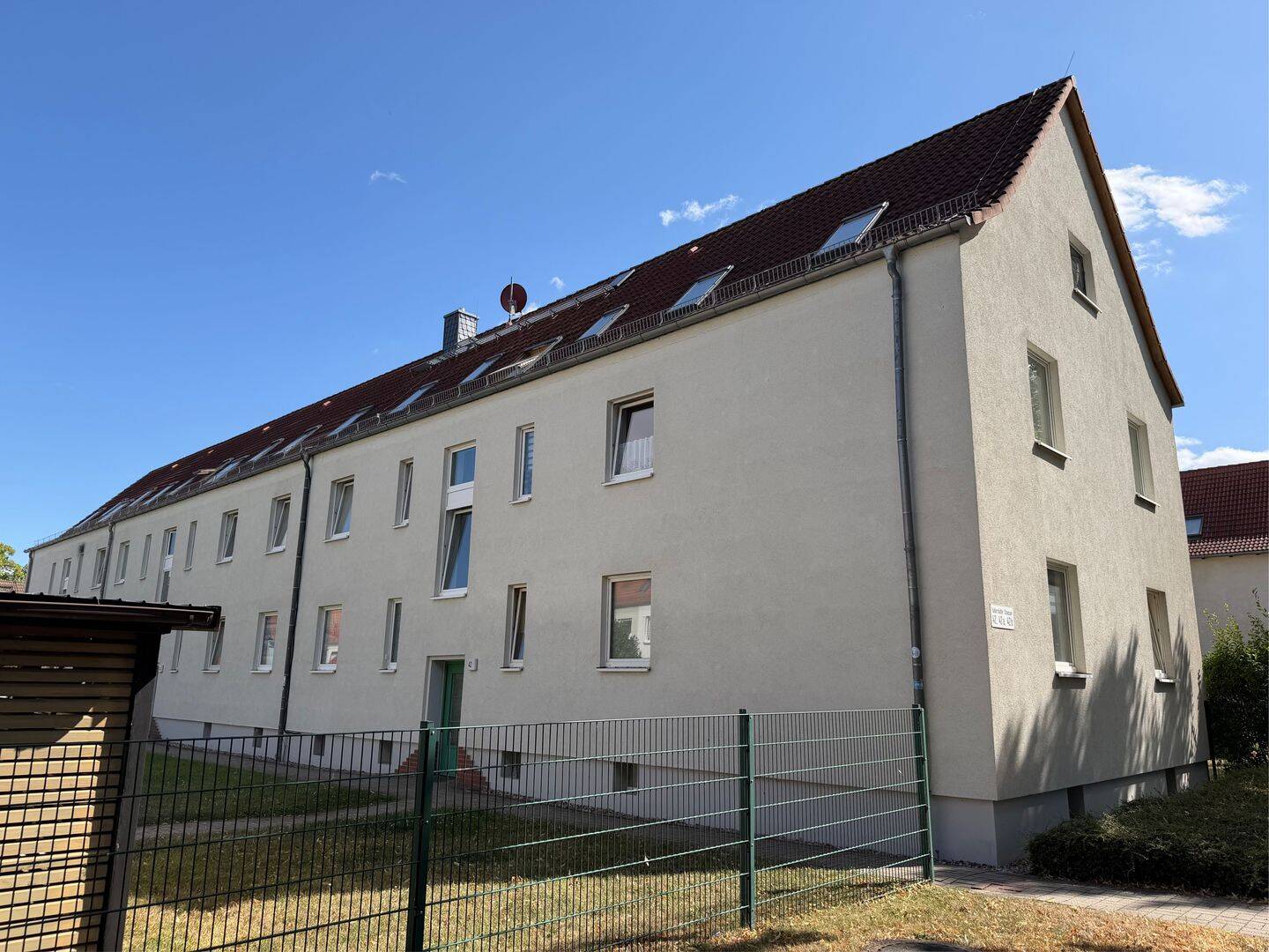 Gemütliche 2-Zimmer-Wohnung mit Balkon in Magdeburg Ottersleben, 39116 Magdeburg (Beyendorfer Grund Lemsdorf Ottersleben Sudenburg)