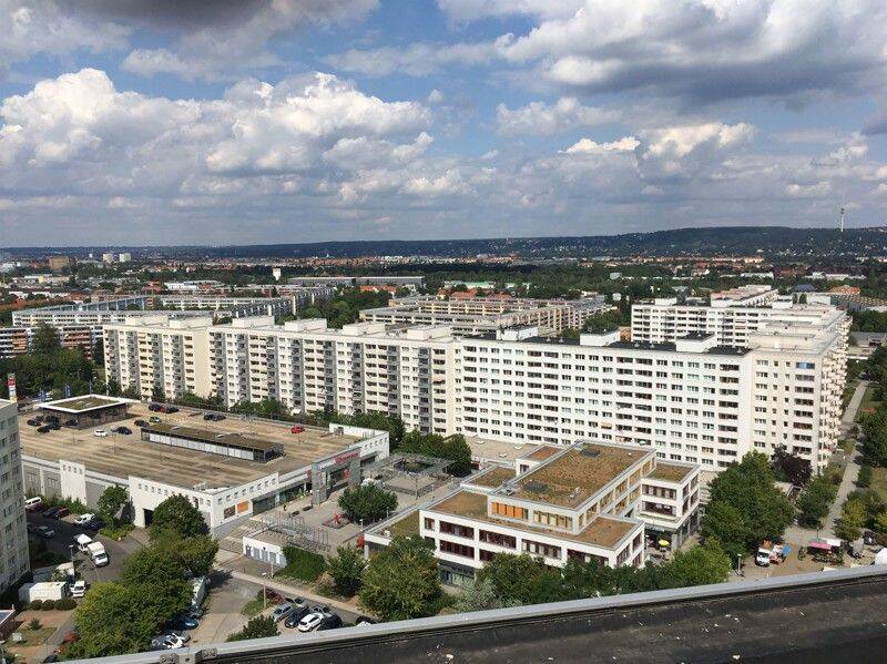 Hier lässt es sich aushalten: praktische 2-Zimmer-Wohnung, 1239 Dresden