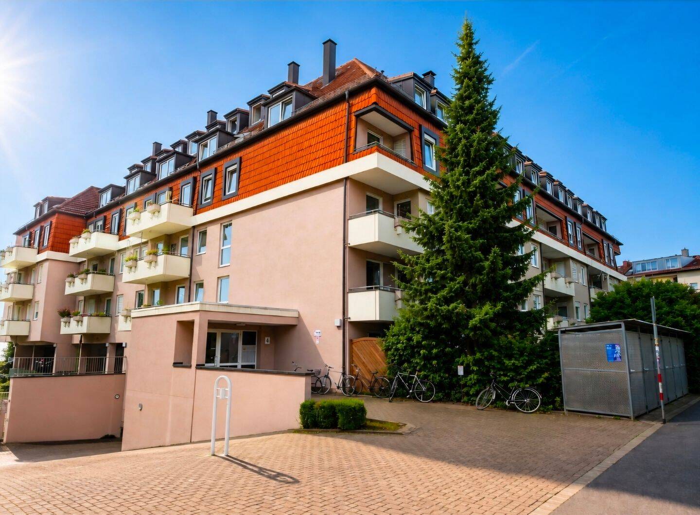 1,5-Zimmer-Wohnung in der Würzburger Altstadt – 47 m², zwei Balkone, Stellplatz, barrierefrei, 97072 Würzburg (Altstadt Sanderau)
