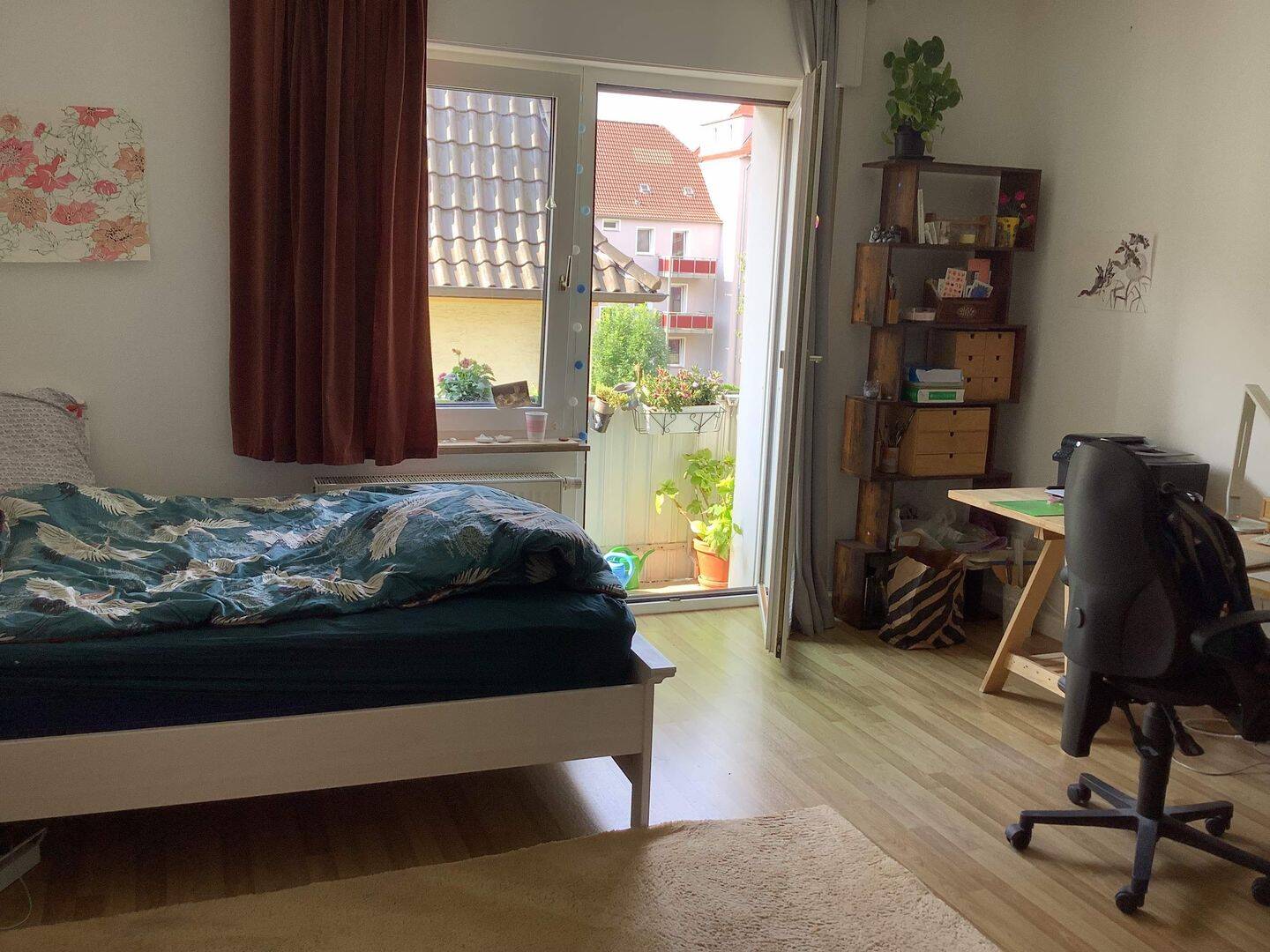 Hochwertig möblierte 3-Zimmer-Wohnung in Bielefeld-Mitte mit Balkon, 33604 Bielefeld (Innenstadt Sieker)