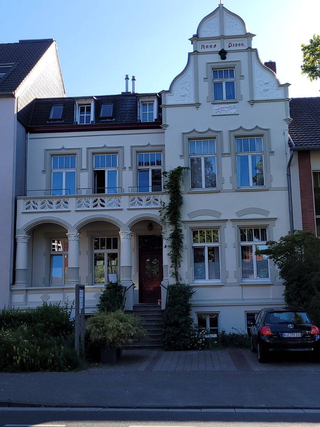 100 qm Wohnung in Jugendstilvilla mit Garten, 47533 Kleve