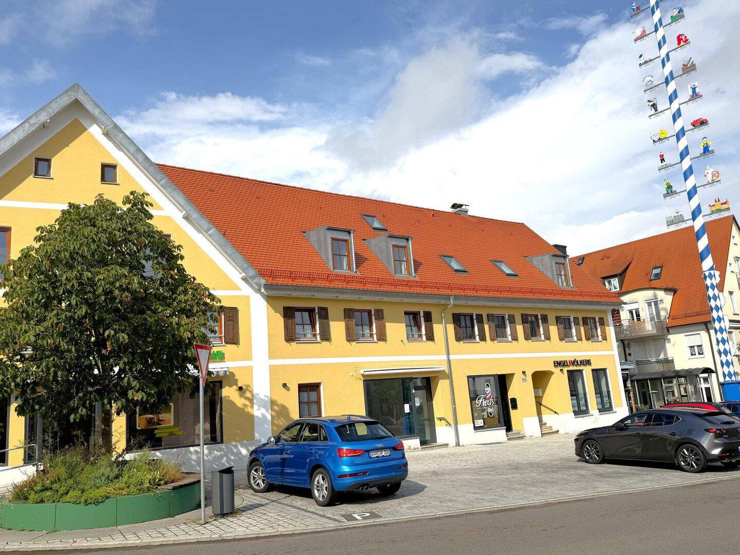 Historische Marktplatz-Rarität: Kernsanierte 3 Zi.- Wohnung mit gemütlichem Balkon, 85229 Markt Indersdorf
