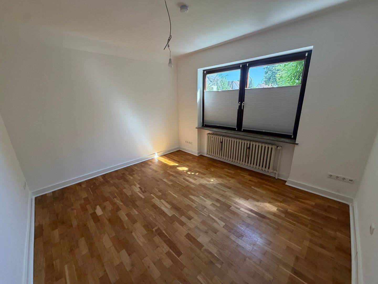 Helle WG-Zimmer in hochwertig sanierter 4er-WG – Terrasse, neue Küche & Garten, 38302 Wolfenbüttel