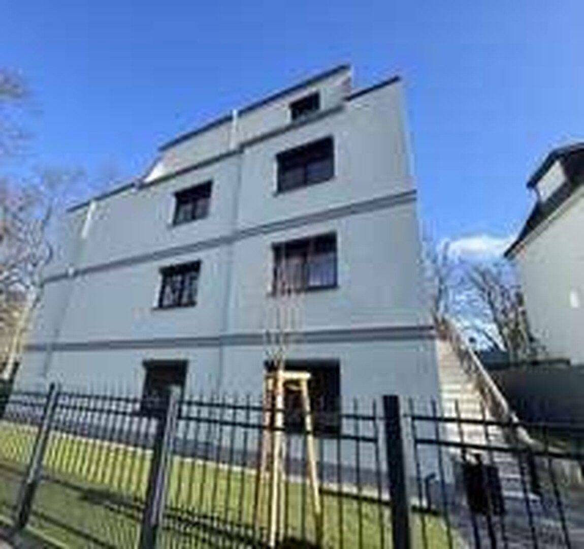 Traumhaftes Penthouse mit großer Dachterrasse & Dämeritzsee-Blick, 12589 Berlin (Treptow-Köpenick Hessenwinkel Rahnsdorf Wilhelmshagen)