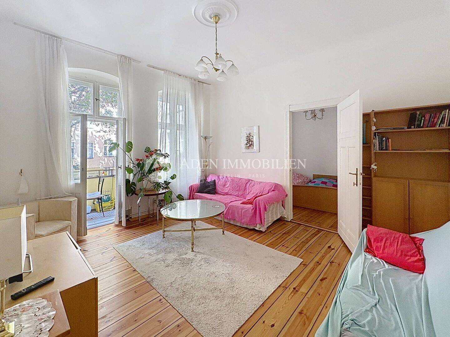 Voll möblierte 2-Zimmer-Altbauwohnung mit Balkon und Wirtschaftsraum, 10585 Berlin (Charlottenburg-Wilmersdorf Charlottenburg)
