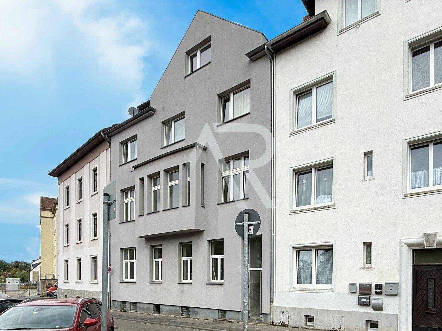Vollsanierte 5-Zimmer-Mietwohnung mit direktem Gartenzugang nahe Stolberg-Zentrum!, 52222 Stolberg (Rhld.)