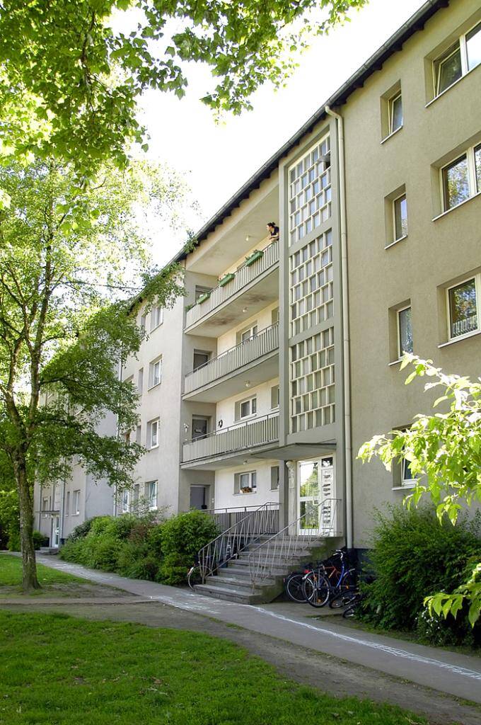 Kinder sind herzlch willkommen – große 4-Zimmerwohnung mit neuem Bad