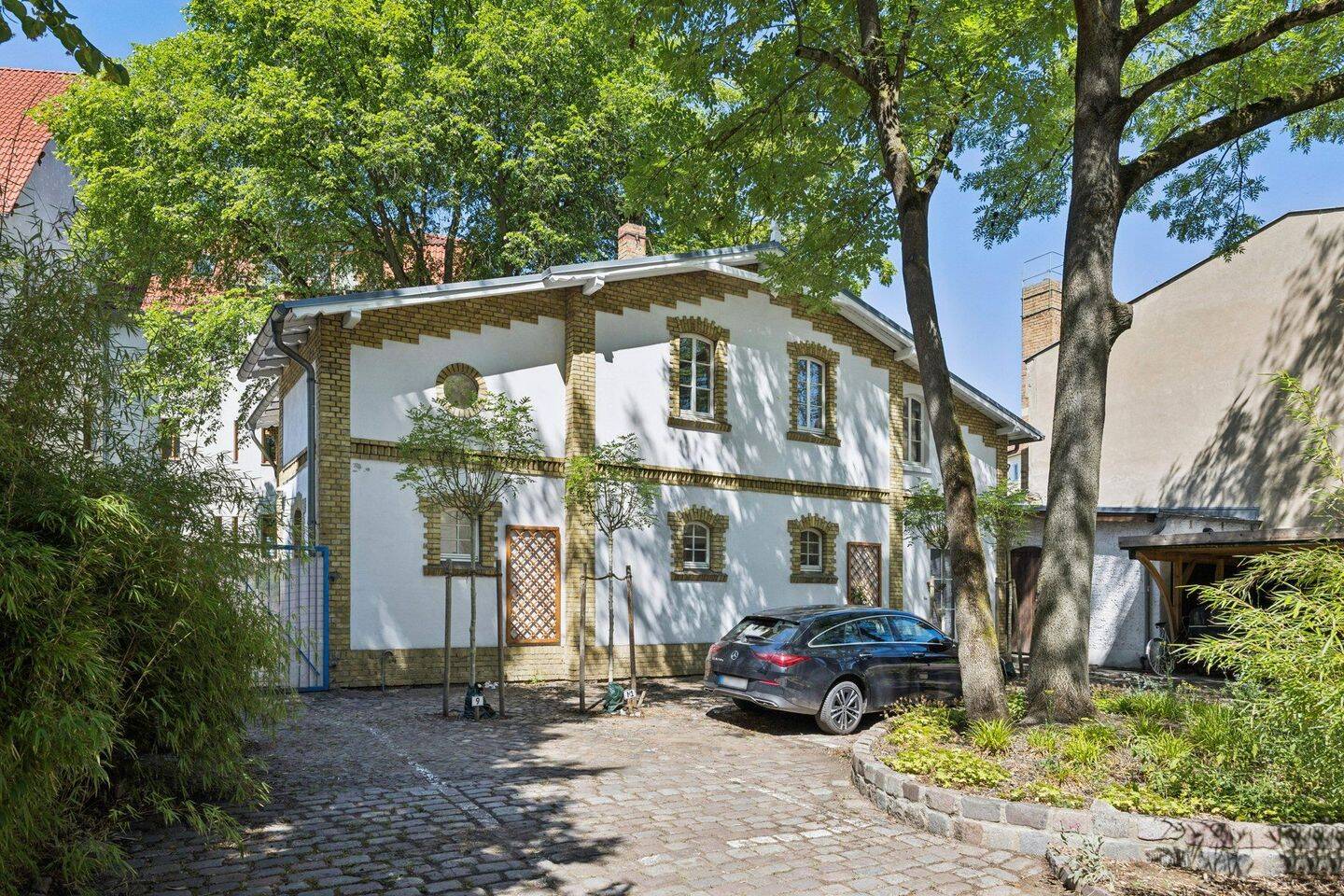 Remise im Karlshorster Prinzenviertel – Ein Hauch von Arts & Crafts style, 10318 Berlin (Treptow-Köpenick)