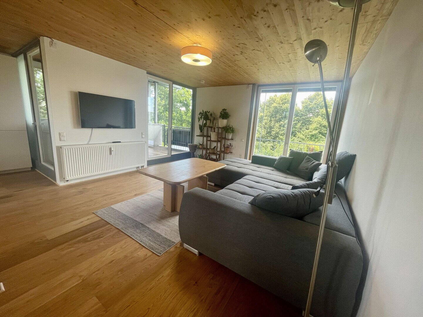 Moderne, voll möblierte 3-Zimmer-Wohnung mit Balkon & Carport in Ingolstadt-West, 85057 Ingolstadt (Ingolstadt)