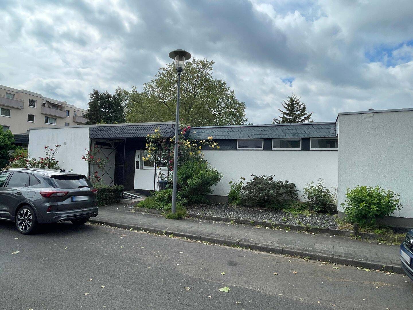 Attraktiver Bungalow mit Potenzial, 50829 Köln (Ehrenfeld Bocklemünd/Mengenich Ossendorf Vogelsang Widdersdorf)