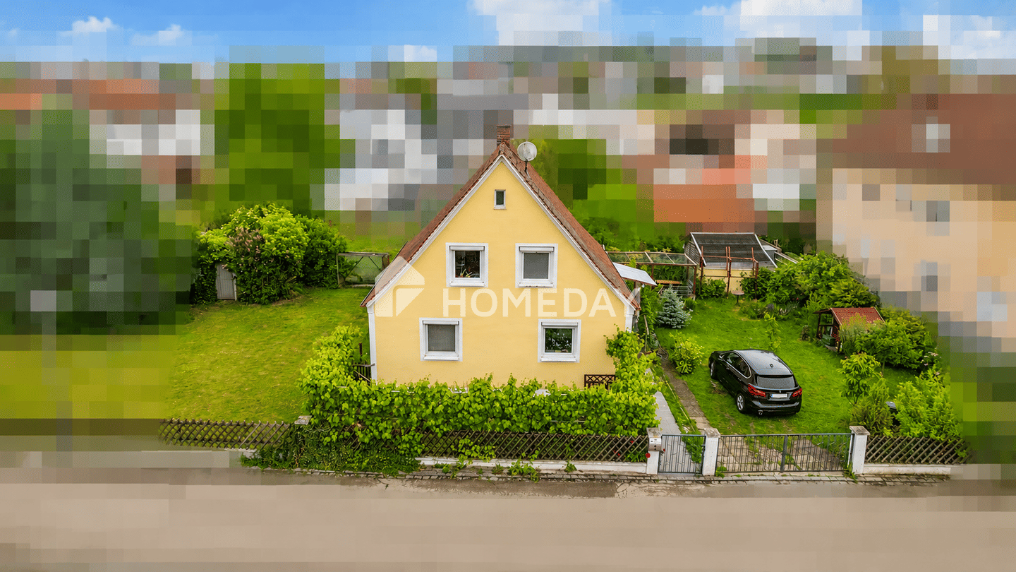 Familienfreundliches Einfamilienhaus mit Dachterrasse und schönem Garten, 85129 Oberdolling