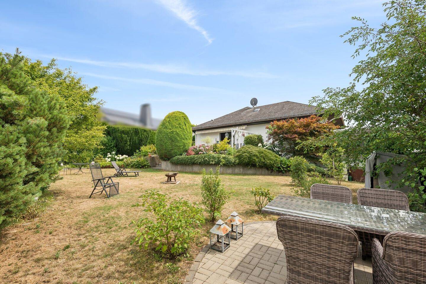 Traumhaus mit Einliegerwohnung im besten Wohngebiet – Hünfelden Dauborn, 65597 Hünfelden