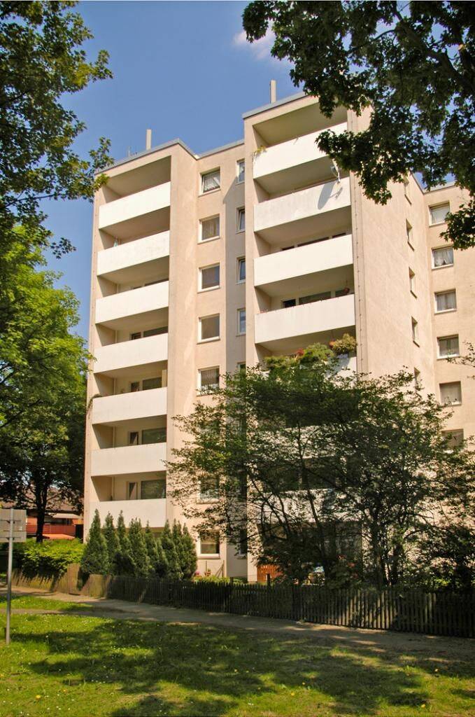 Tolle 2-Zimmer-Balkonwohnung mit Laminat und Tapeten, 47167 Duisburg (Marxloh Neumühl Obermarxloh Röttgersbach)