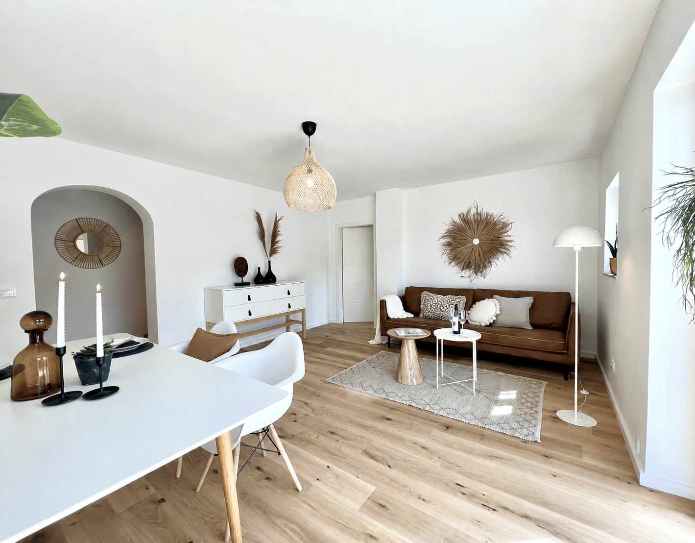 Exklusiv modernisierte 4-Zimmer-Wohnung mit 2 Balkonen und hochwertiger Ausstattung, 40468 Düsseldorf (Derendorf Golzheim Lichtenbroich Stockum Unterrath)
