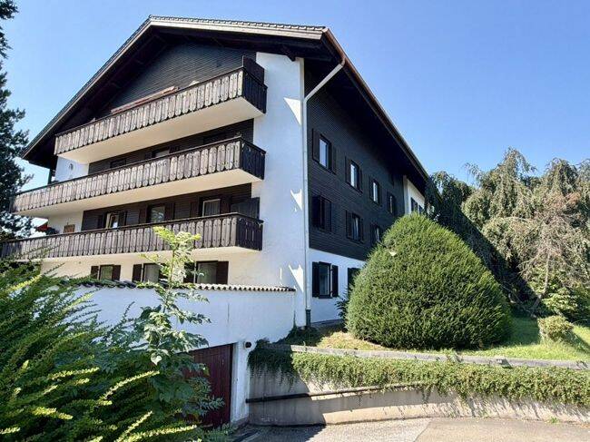 Murnau: großzügige 3-Zimmer-Dachgeschosswohnung mit Balkon, 82418 Murnau a. Staffelsee (Murnau)