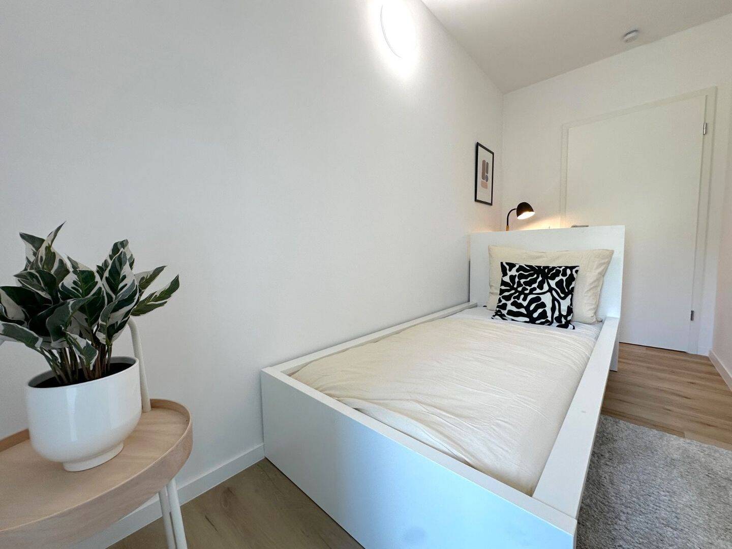 ?? Möbliertes Zimmer mit Balkon in moderner 2er-WG – Collinistraße 5, Mannheim!, 68161 Mannheim (Innenstadt Oststadt Quadrate Schwetzingerstadt)