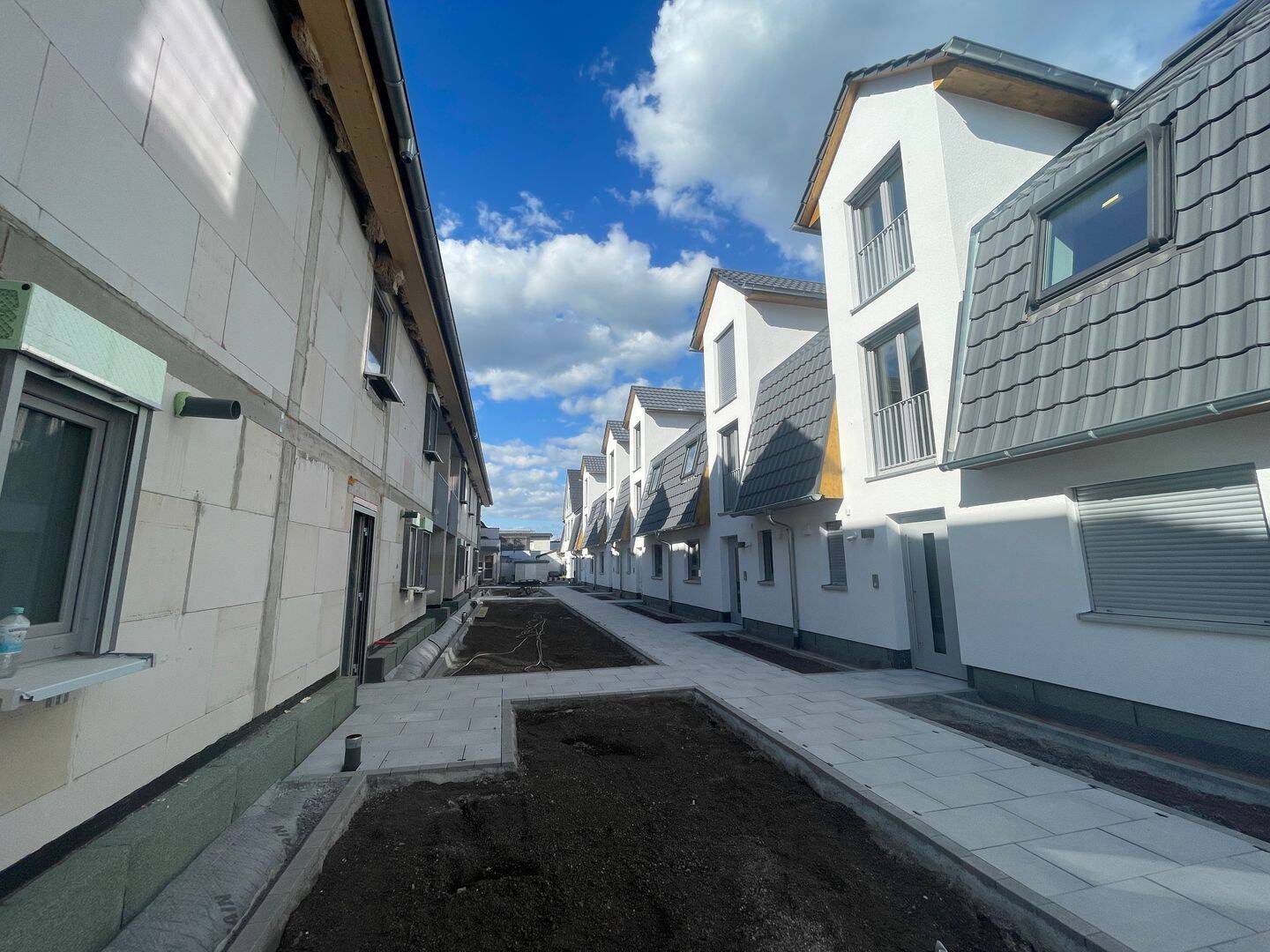 Erstbezug! 2-Zimmer-Erdgeschosswohnung mit überdachter Terrasse, 68809 Neulußheim