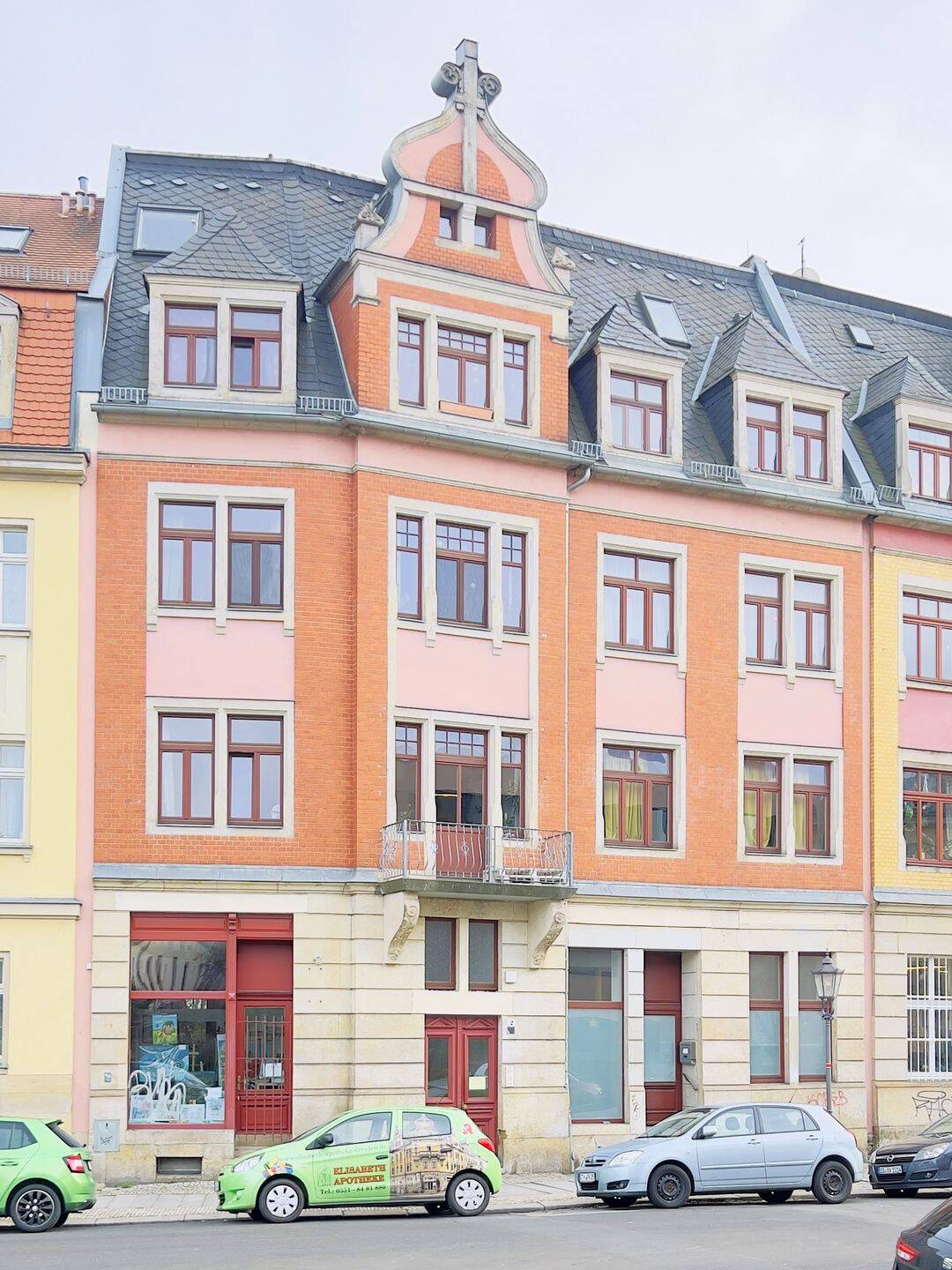 frei ab 01.11.2026: schicke 2-Raum-Wohnung im Dachgeschoss, 1139 Dresden (Kaditz Mickten Pieschen-Süd Trachau)