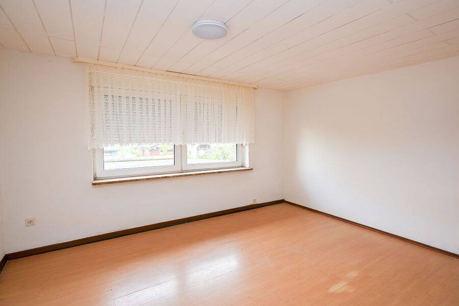 Melle-Wiehengeb: Sanierungsbedürftiges Einfamilienhaus mit viel Potenzial!, 49324 Melle