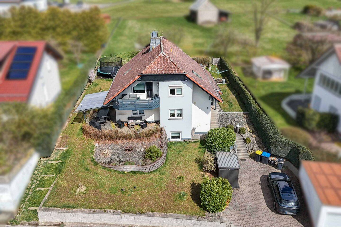 Großzügiges EFH mit Garten, Balkon & Kamin – modernisiert & familienfreundlich, 35325 Mücke