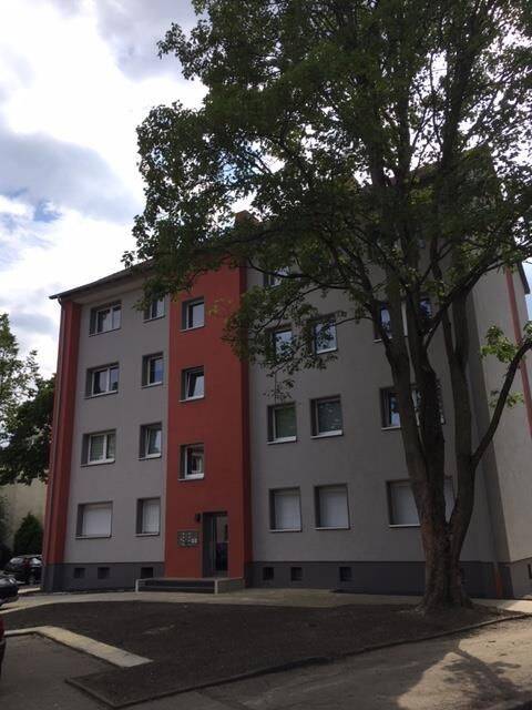 Bei VIVAWEST die Sonnenstrahlen auf dem eigenen Balkon genießen., 45892 Gelsenkirchen (Resse Resser-Mark)