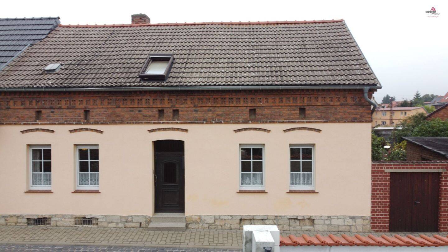 Traum vom Eigenheim in Ermsleben: Gemütliches Haus mit Garten und viel Potenzial!, 6463 Falkenstein/Harz