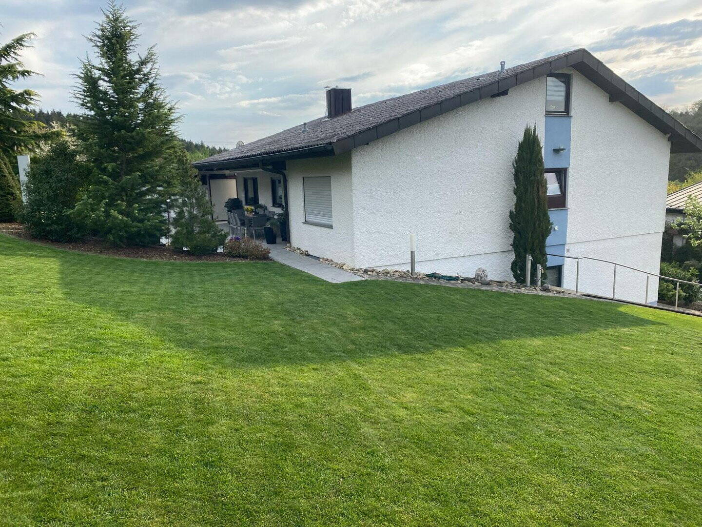 Teilsaniertes Einfamilienhaus mit Garten und neuer Heizung, 74842 Billigheim