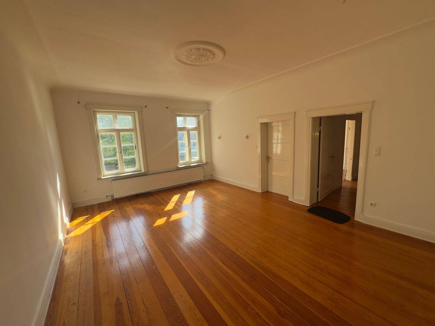 Wohnung Nienstedten möbliert/unmöbliert, 22609 Hamburg (Altona Groß Flottbek Nienstedten Osdorf Othmarschen)
