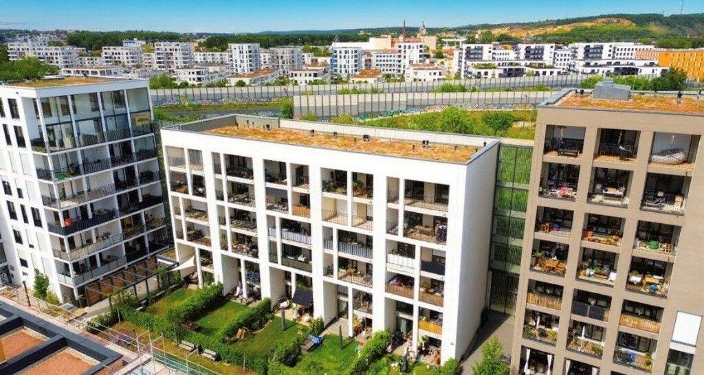 Neuwertige 2 Zimmer Wohnung am beliebten Kunstpark in zentraler Lage von Regensburg, 93055 Regensburg (Brandlberg-Keilberg Burgweinting-Harting Innenstadt Ostenviertel Schwabelweis)