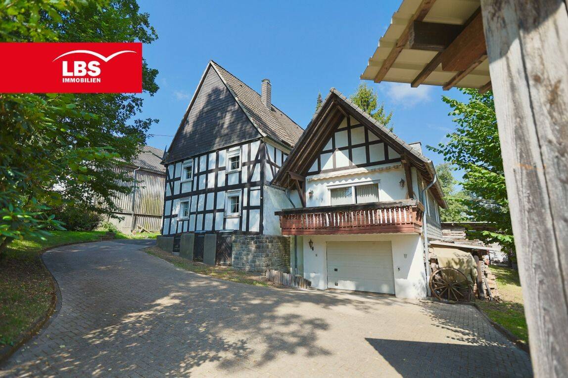 Denkmalgeschütztes Wohnhaus in naturnaher Lage von Reichshof, 51580 Reichshof