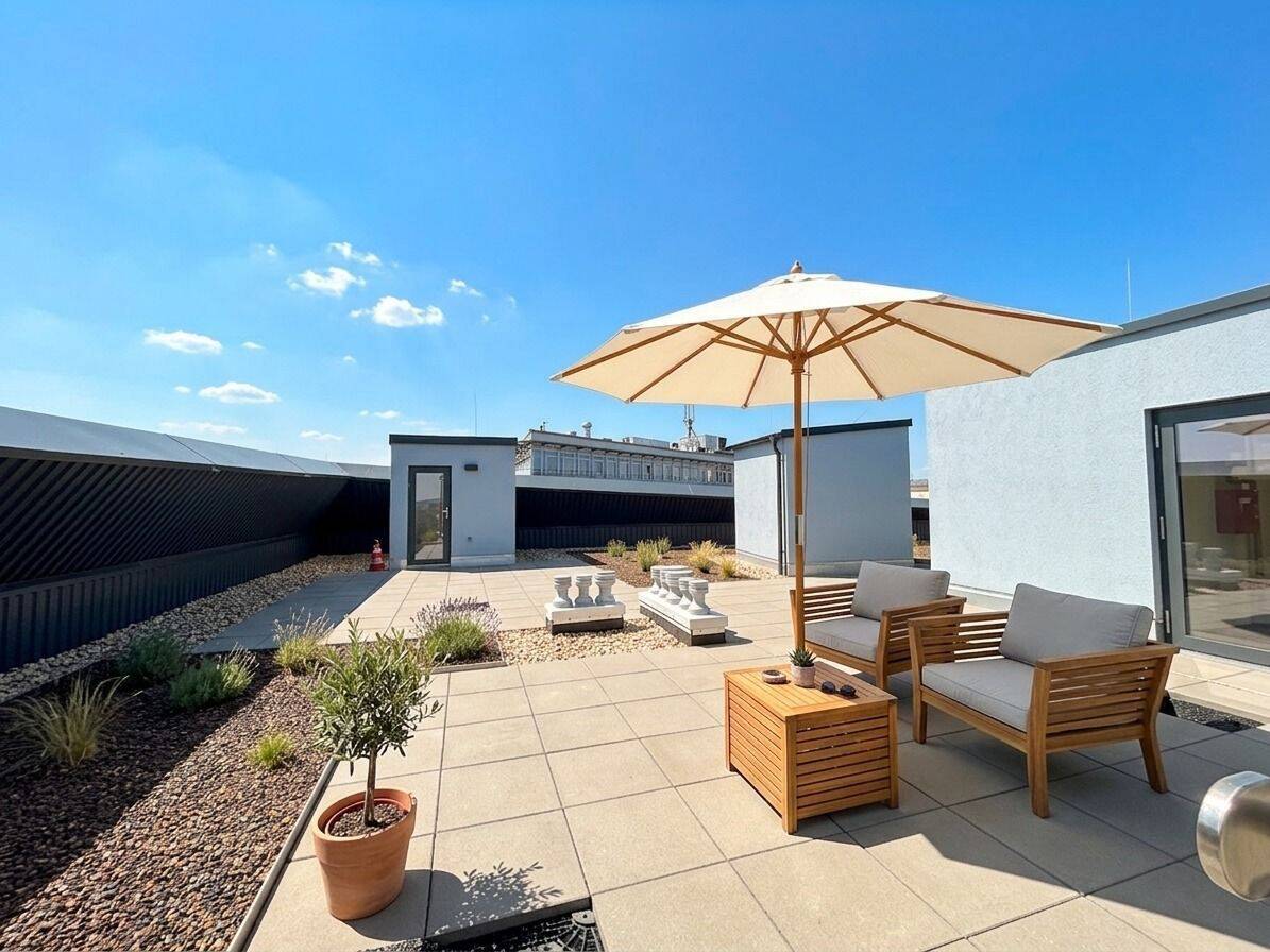 WOW! Lichtdurchflutete 2-Zi.-Whg. mit Penthouse-Atmosphäre!!!, 1159 Dresden