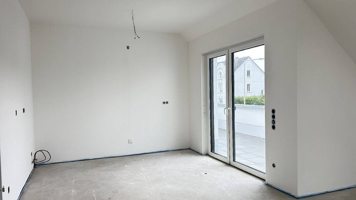 3-Zimmer-Eckwohnung im Dachgeschoss mit Panoramablick, 51375 Leverkusen (Schlebusch)