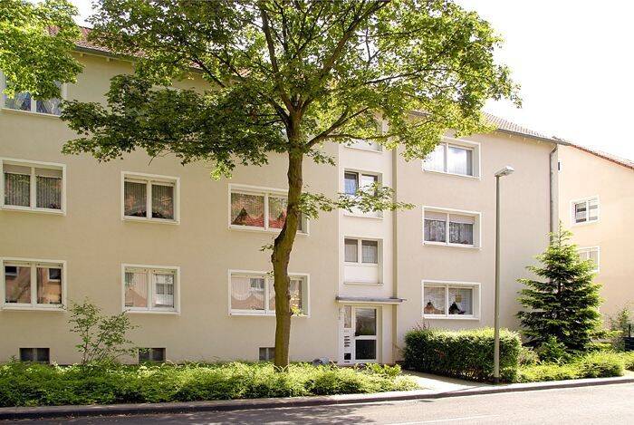Zuhause in Duisburg-Bergheim – gemütliche 3-Zimmerwohnung mit neuem Bodenbelag, 47228 Duisburg (Bergheim Friemersheim Hochemmerich Winkelhausen)