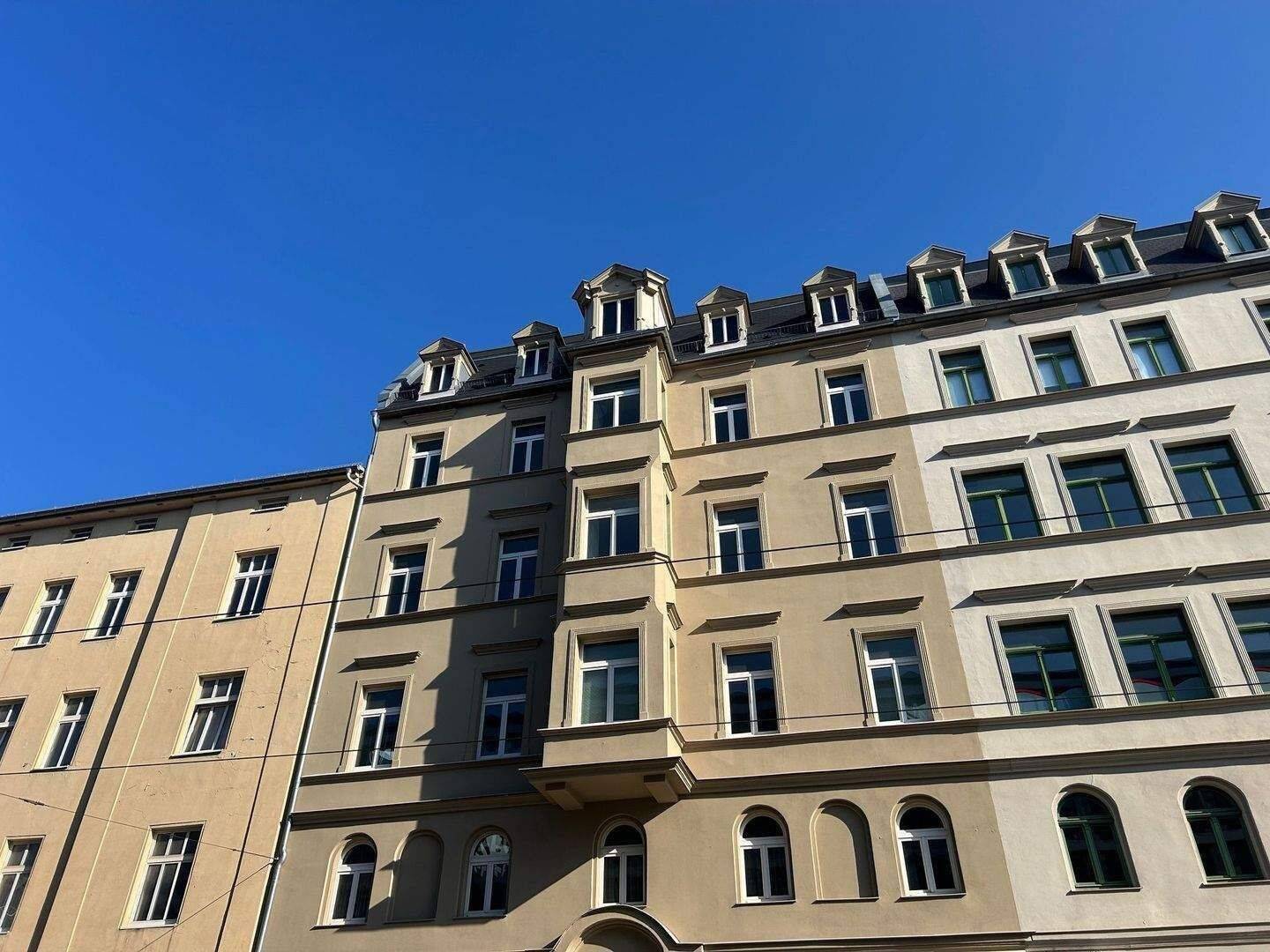 Attraktive 4-Raumwohnung mit Einbauküche, Tresor & Stuck!, 6108 Halle (Saale) (Altstadt Giebichenstein Innenstadt Paulusviertel Saaleaue)